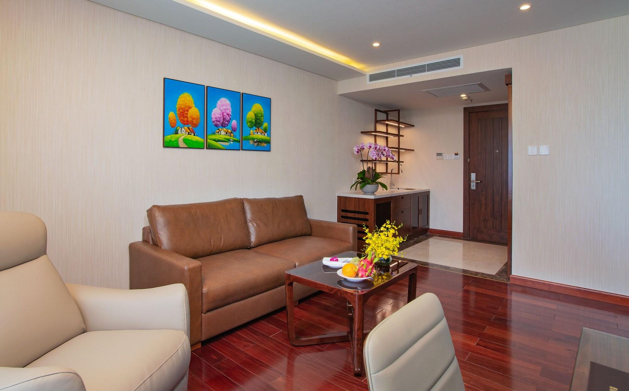 Orchids Saigon Отель 4*